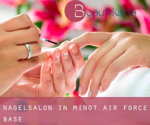 Nagelsalon in Minot Air Force Base