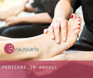 Pedicure in Angell